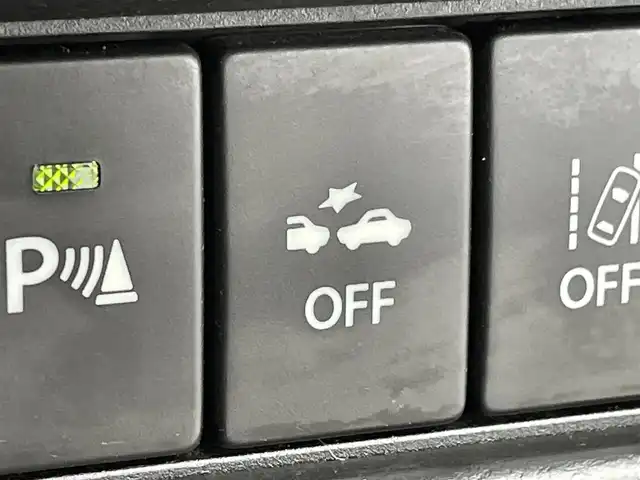 スズキ クロスビー HYBRID MZ 群馬県 2018(平30)年 4.5万km キャラバンアイボリーパールメタリック/ホワイト 2トーンルーフ 純正８インチナビ　全方位モニター　クルーズコントロール　ＬＥＤライト　フォグランプ　シートヒーター　純正１６インチアルミホイール　ステアリングリモコン　プッシュスタート　スマートキー　禁煙車