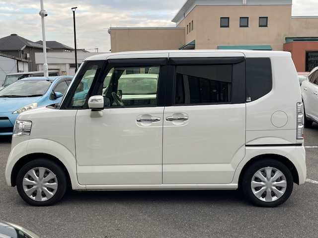 ホンダ Ｎ ＢＯＸ SSパッケージ 長崎県 2017(平29)年 8.1万km プレミアムホワイトパールⅡ 純正SDナビ/CD/DVD/BT/ワンセグTV/バックカメラ/両側パワースライドドア/前席シートヒーター/ステアリングスイッチ/LEDヘッドライト/ビルトインETC