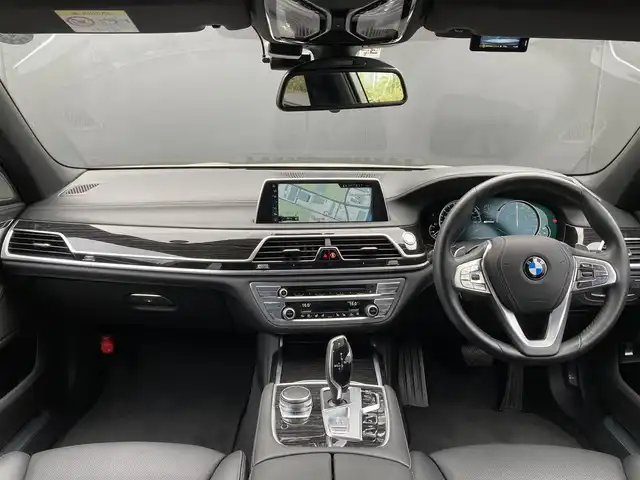 BMW 740e iパフォーマンス　2016年式
