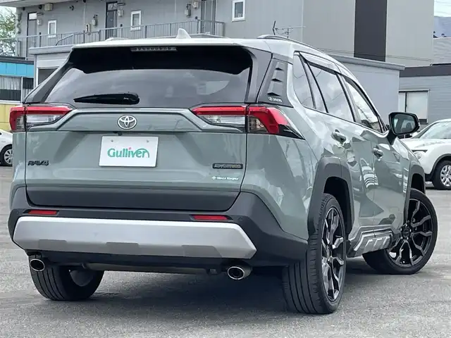 トヨタ ＲＡＶ４ アドベンチャー 道央・札幌 2022(令4)年 7.4万km アッシュグレーメタリック/アーバンカーキ ４WD/ワンオーナー/サンルーフ/純正ディーラーOPナビ/CD/DVD/BT/フルセグ/トヨタセーフティセンス/プリクラッシュセーフティ/横滑り防止装置/レーダークルーズコントロール/ダウンヒルアシストコントロール/レーンキープアシスト/クリアランスソナー/ブラインドスポットモニター/リアクロストラフィックアラート/パーキングサポートブレーキ/ロードサインアシスト/バックカメラ/ビルトインETC/ドライブレコーダー/DRIVEMODE切替/D席パワーシート/D席メモリーシート/前席シートヒーター/前席エアシート/レザーシート/革巻きステアリング/ステアリングリモコン/ハンドルヒーター/電動パーキング/ブレーキホールド/自動防眩ミラー/MTモード付AT/プッシュスタート/スマートキー/LEDヘッドライト/オートライト/オートハイビーム/フォグランプ/電動格納ミラー/ウィンカーミラー/純正フロアマット/ドアバイザー/バンパープロテクター/ノーズプロテクター/サイドプロテクター/ピラープロテクター