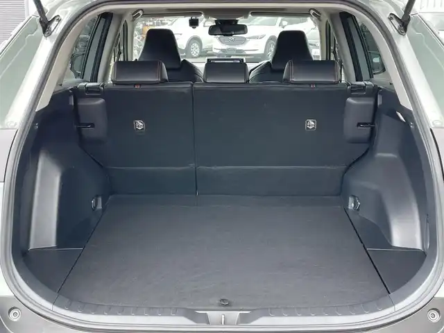 トヨタ ＲＡＶ４ アドベンチャー 道央・札幌 2022(令4)年 7.4万km アッシュグレーメタリック/アーバンカーキ ４WD/ワンオーナー/サンルーフ/純正ディーラーOPナビ/CD/DVD/BT/フルセグ/トヨタセーフティセンス/プリクラッシュセーフティ/横滑り防止装置/レーダークルーズコントロール/ダウンヒルアシストコントロール/レーンキープアシスト/クリアランスソナー/ブラインドスポットモニター/リアクロストラフィックアラート/パーキングサポートブレーキ/ロードサインアシスト/バックカメラ/ビルトインETC/ドライブレコーダー/DRIVEMODE切替/D席パワーシート/D席メモリーシート/前席シートヒーター/前席エアシート/レザーシート/革巻きステアリング/ステアリングリモコン/ハンドルヒーター/電動パーキング/ブレーキホールド/自動防眩ミラー/MTモード付AT/プッシュスタート/スマートキー/LEDヘッドライト/オートライト/オートハイビーム/フォグランプ/電動格納ミラー/ウィンカーミラー/純正フロアマット/ドアバイザー/バンパープロテクター/ノーズプロテクター/サイドプロテクター/ピラープロテクター