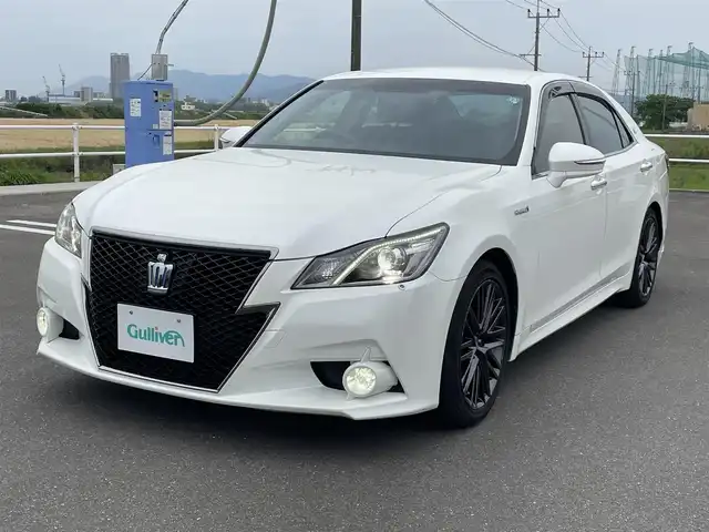 トヨタ クラウン ハイブリッド アスリートS ブラックスタイル 佐賀県 2015(平27)年 6.6万km ホワイトパールクリスタルシャイン 純正HDDナビ/・フルセグTV/CD/DVD/Bluetooth/USB/バックカメラ/純正OPスパッタリング18インチアルミ/クルーズコントロール/ドライブレコーダー/前席パワーシート/シートヒーター/プッシュスタート/スマートキー/電動格納ミラー/LEDフォグライト/純正LEDヘッドライト/純正フロアマット/純正ドアバイザー/ETC/新車保証書