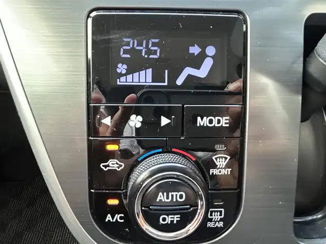 ダイハツ ムーヴ カスタム X 島根県 2015(平27)年 8.5万km ブラックマイカメタリック/ファイアークォーツレッドメタリック 2トーン 登録時走行距離84/684Km/純正SDナビ（NSZP-W65DE）/フルセグTV/DVD/Bluetooth/USB/AUX/純正14インチアルミ/純正LEDヘッドライト/純正LEDフォグランプ/オートライト/スマートキー/プッシュスタート/アイドリングストップ/サイドバイザー/純正フロアマット/バックカメラ
