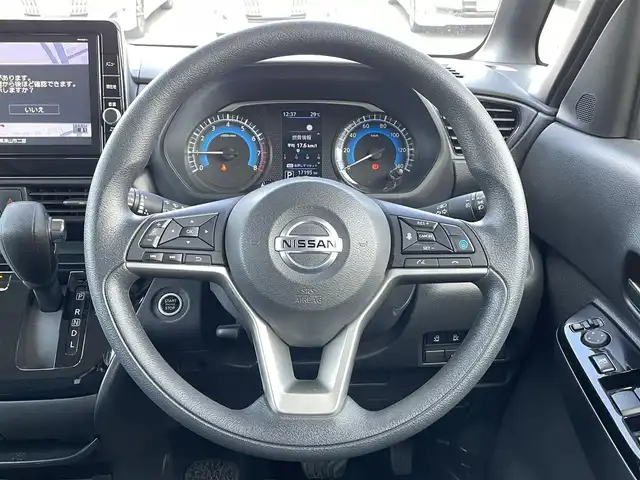 日産 ルークス HWS X プロパイロットED 岡山県 2021(令3)年 1.8万km ホワイトパール 純正9インチナビ　MM320D-L/フルセグTV、CD、DVD、Bluetooth、AM、FM/全方位カメラ/プロパイロット/両側パワースライドドア/前方ドライブレコーダー/リアサーキュレーター/シートバックテーブル/後席ロールサンシェード/LEDヘッドライト/スマートキー/プッシュスタート