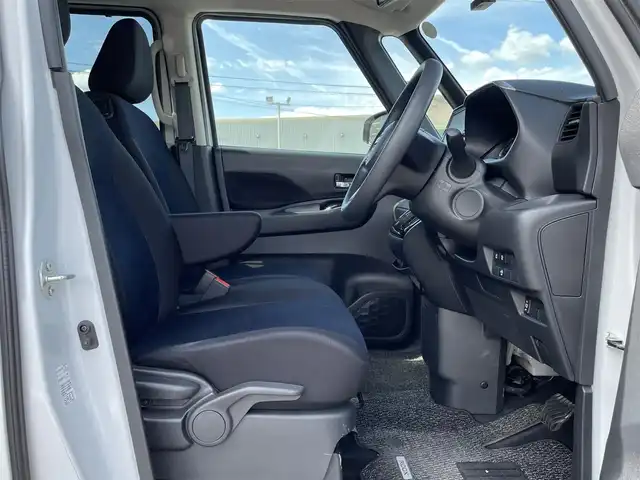 日産 ルークス HWS X プロパイロットED 岡山県 2021(令3)年 1.8万km ホワイトパール 純正9インチナビ　MM320D-L/フルセグTV、CD、DVD、Bluetooth、AM、FM/全方位カメラ/プロパイロット/両側パワースライドドア/前方ドライブレコーダー/リアサーキュレーター/シートバックテーブル/後席ロールサンシェード/LEDヘッドライト/スマートキー/プッシュスタート