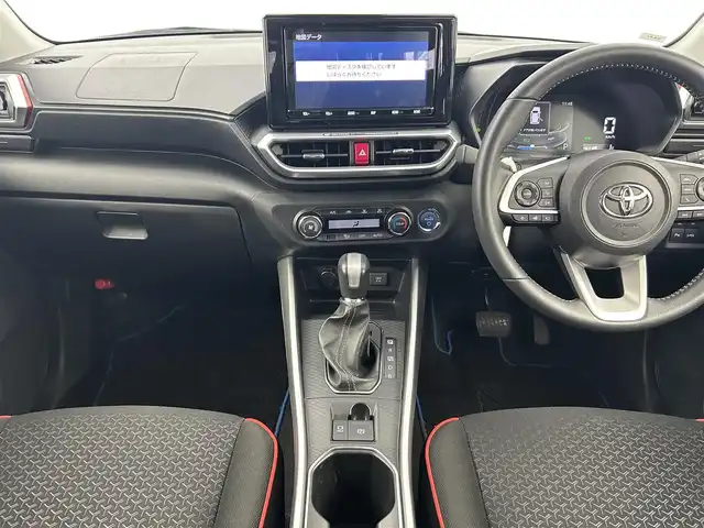トヨタ ライズ Z 千葉県 2021(令3)年 5万km スムースグレーマイカメタリック スマートアシスト/・衝突軽減ブレーキ/・先行車発進お知らせ/・ブラインドスポットモニター/・リヤクロストラフィックアラート/純正9インチSDナビ/CD MSV SD BT フルセグ/全方位カメラ/レーダークルーズコントロール/LEDオートライト/前席シートヒーター/パーキングスイッチ/ブレーキホールド/ステアリングスイッチ/ドアバイザー/純正フロアマット/プッシュスタート/スマートキー/ビルトインETC
