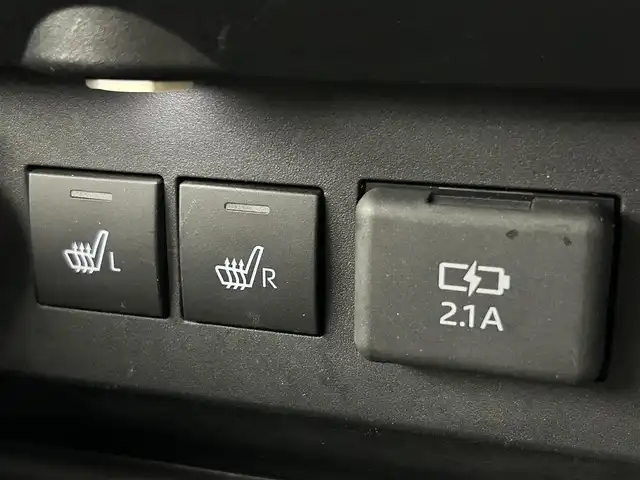 トヨタ ライズ Z 千葉県 2021(令3)年 5万km スムースグレーマイカメタリック スマートアシスト/・衝突軽減ブレーキ/・先行車発進お知らせ/・ブラインドスポットモニター/・リヤクロストラフィックアラート/純正9インチSDナビ/CD MSV SD BT フルセグ/全方位カメラ/レーダークルーズコントロール/LEDオートライト/前席シートヒーター/パーキングスイッチ/ブレーキホールド/ステアリングスイッチ/ドアバイザー/純正フロアマット/プッシュスタート/スマートキー/ビルトインETC