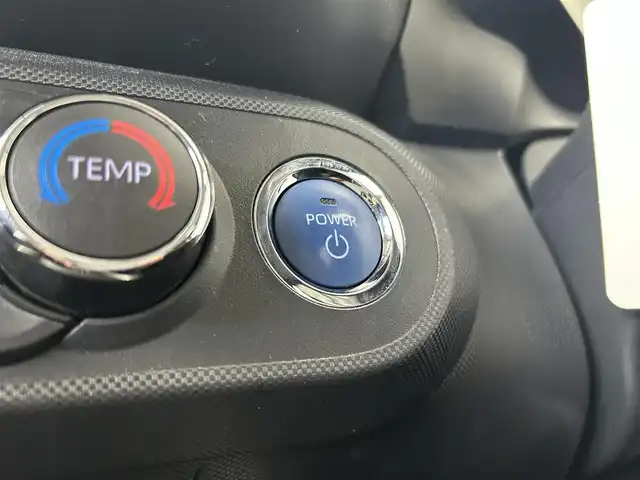トヨタ ライズ Z 千葉県 2021(令3)年 5万km スムースグレーマイカメタリック スマートアシスト/・衝突軽減ブレーキ/・先行車発進お知らせ/・ブラインドスポットモニター/・リヤクロストラフィックアラート/純正9インチSDナビ/CD MSV SD BT フルセグ/全方位カメラ/レーダークルーズコントロール/LEDオートライト/前席シートヒーター/パーキングスイッチ/ブレーキホールド/ステアリングスイッチ/ドアバイザー/純正フロアマット/プッシュスタート/スマートキー/ビルトインETC