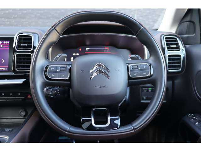 シトロエン シトロエン Ｃ５ エアクロス シャイン ブルーHDi 大分県 2020(令2)年 6.2万km 白 ナッパレザーパッケージ/サンルーフ/アダプティブクルーズコントロール/ブラインドスポットモニター/純正ディスプレイオーディオ/ＣａｒＰｌａｙ/ワイヤレス充電/バックカメラ/レザーシート（茶革）/シートヒーター/パワーシート（D席）/ディレクショナルヘッドライト/インテリジェントハイビーム/純正１８インチＡＷ/ＥＴＣ/社外ドライブレコーダー前後（ユピテル）