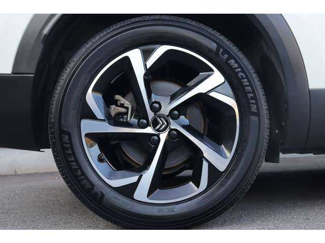 シトロエン シトロエン Ｃ５ エアクロス シャイン ブルーHDi 大分県 2020(令2)年 6.2万km 白 ナッパレザーパッケージ/サンルーフ/アダプティブクルーズコントロール/ブラインドスポットモニター/純正ディスプレイオーディオ/ＣａｒＰｌａｙ/ワイヤレス充電/バックカメラ/レザーシート（茶革）/シートヒーター/パワーシート（D席）/ディレクショナルヘッドライト/インテリジェントハイビーム/純正１８インチＡＷ/ＥＴＣ/社外ドライブレコーダー前後（ユピテル）