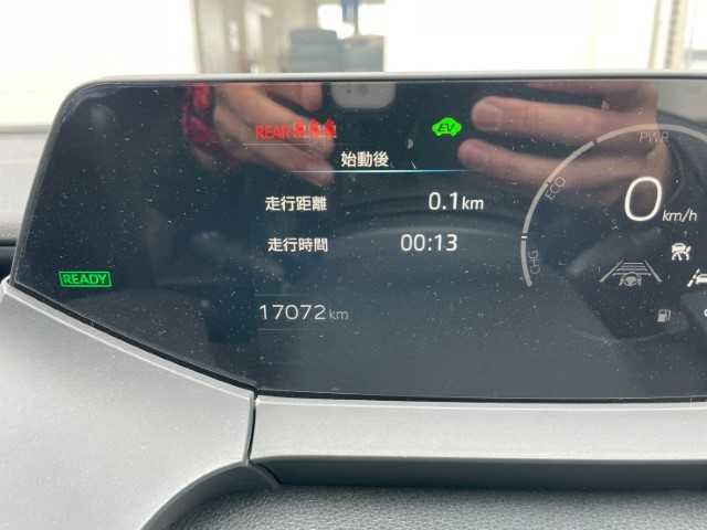 トヨタ プリウス Z 岩手県 2023(令5)年 1.7万km 黒 純正12.3インチディスプレイオーディオ/フルセグ　/パノラミックビューモニター　/ガラスルーフ　/モデリスタエアロ　/プリクラッシュセーフティ　/レーダークルーズコントロール　/黒レザーシート　/スマートキー　/ステアリングヒーター/パワーバックドア/ETC2.0/LEDヘッドライト/バックフォグランプ/デジタルインナーミラー/トラクションコントロール/USB端子/シートメモリー