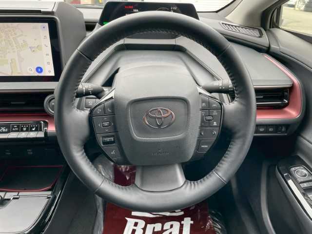 トヨタ プリウス Z 岩手県 2023(令5)年 1.7万km 黒 純正12.3インチディスプレイオーディオ/フルセグ　/パノラミックビューモニター　/ガラスルーフ　/モデリスタエアロ　/プリクラッシュセーフティ　/レーダークルーズコントロール　/黒レザーシート　/スマートキー　/ステアリングヒーター/パワーバックドア/ETC2.0/LEDヘッドライト/バックフォグランプ/デジタルインナーミラー/トラクションコントロール/USB端子/シートメモリー