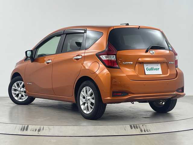 日産 ノート e－パワー X 埼玉県 2019(平31)年 4.5万km プレミアムコロナオレンジ 純正ナビ　/全方位カメラ　/ドライブレコーダー　/デジタルインナーミラー　/先行車発進お知らせ　/レーンキープアシスト　/衝突軽減ブレーキ　/オートライト　/ステアリングスイッチ　/純正アルミホイール　/フロアマット/ドアバイザー/ウインカーミラー