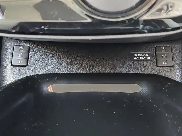 トヨタ プリウス A プレミアム ツーリング 20th 東京都 2017(平29)年 5.6万km 赤Ⅱ 純正11.6インチナビ/JBLプレミアムサウンド/Bluetooth接続/フルセグTV/バックモニター/ホワイトレザーシート/ドライブレコーダー/シートヒーター/トヨタセーフティセンス/プリクラッシュセーフティシステム/レーンディパーチャーアラート/オートマチックハイビーム/ステアリングスイッチ/横滑り防止装置/フルオートエアコン/デジタルインナーミラー/サイドエアバック/カーテンエアバック