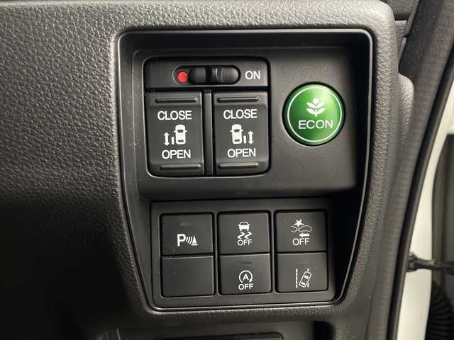 ホンダ オデッセイ アブソルート アドバンス 群馬県 2015(平27)年 9.6万km ホワイトオーキッドパール 純正８型ナビ　全方位カメラ　前方ドライブレコーダー　運転席パワーシート　クルーズコントロール追従有　両側パワースライドドア　Ｂｌｕｅｔｏｏｔｈ　ハーフレザーシート　ＬＥＤヘッドライト　純正ＥＴＣ