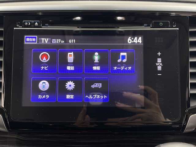 ホンダ オデッセイ アブソルート アドバンス 群馬県 2015(平27)年 9.6万km ホワイトオーキッドパール 純正８型ナビ　全方位カメラ　前方ドライブレコーダー　運転席パワーシート　クルーズコントロール追従有　両側パワースライドドア　Ｂｌｕｅｔｏｏｔｈ　ハーフレザーシート　ＬＥＤヘッドライト　純正ＥＴＣ