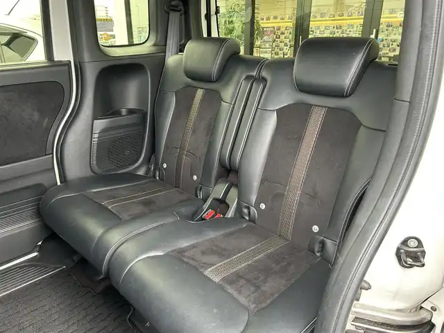 ホンダ Ｎ ＢＯＸ カスタム G L ターボ ホンダセンシング 長崎県 2017(平29)年 7.3万km プレミアムホワイトパールⅡ 純正ナビ（AM/FM/フルセグTV/BT/DISC）/ホンダセンシング/ターボ/バックカメラ/ドラレコ前方/ビルトインETC/両側パワースライドドア/レーダークルーズコントロール/パドルシフト/9灯式フルLEDヘッドライト/シーケンシャルターンシグナルランプ/LEDフォグライト＋クロームメッキフォグライトガーニッシュ/チップアップ＆ダイブダウン機構付スライドリアシート/360°スーパーUV・IRカットパッケージ/オートリトラミラー