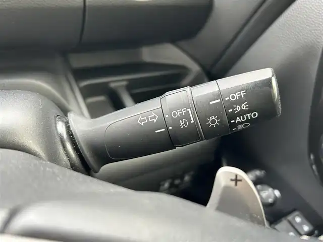 ホンダ Ｎ ＢＯＸ カスタム G L ターボ ホンダセンシング 長崎県 2017(平29)年 7.3万km プレミアムホワイトパールⅡ 純正ナビ（AM/FM/フルセグTV/BT/DISC）/ホンダセンシング/ターボ/バックカメラ/ドラレコ前方/ビルトインETC/両側パワースライドドア/レーダークルーズコントロール/パドルシフト/9灯式フルLEDヘッドライト/シーケンシャルターンシグナルランプ/LEDフォグライト＋クロームメッキフォグライトガーニッシュ/チップアップ＆ダイブダウン機構付スライドリアシート/360°スーパーUV・IRカットパッケージ/オートリトラミラー