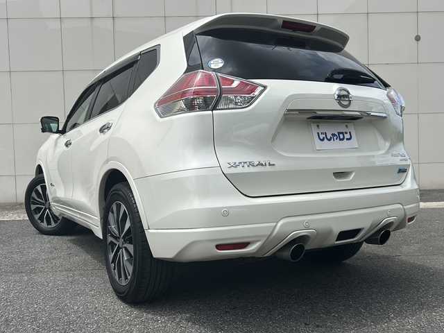 日産 エクストレイル ハイブリッド モード・プレミア 埼玉県 2015(平27)年 7.9万km ブリリアントホワイトパール じしゃロン熊谷店成約車両のため落札禁止/(株)IDOMが運営する【じしゃロン熊谷店】の自社ローン専用車両になりますこちらは現金またはオートローンご利用時の価格です。自社ローンご希望の方は別途その旨お申付け下さい/純正HDDナビ/（フルセグTV/CD/DVD/BT/AM/FM)/４WD/ETC/クルーズコントロール/コーナーセンサー/シートヒーター/全周囲カメラ/LEDライト/レザーシート/純正オーテック18インチアルミホイール/純正ドアバイザー/電動格納ドアミラー/ECOモード/プッシュスタート/オートライト