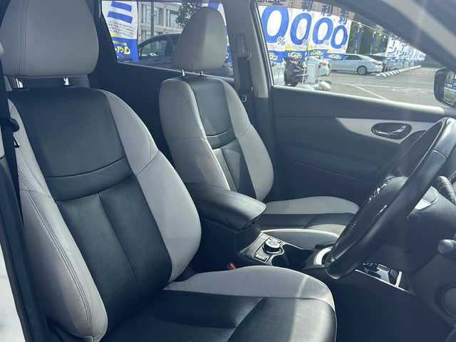 日産 エクストレイル ハイブリッド モード・プレミア 山口県 2015(平27)年 7.9万km ブリリアントホワイトパール (株)IDOMが運営する【じしゃロン宇部店】の自社ローン専用車両になります。こちらは現金またはオートローンご利用時の価格です。自社ローンご希望の方は別途その旨お申付け下さい。/純正HDDナビ/（フルセグTV/CD/DVD/BT/AM/FM)/４WD/ETC/クルーズコントロール/コーナーセンサー/シートヒーター/全周囲カメラ/LEDライト/レザーシート/純正オーテック18インチアルミホイール/純正ドアバイザー/電動格納ドアミラー/ECOモード/プッシュスタート/オートライト