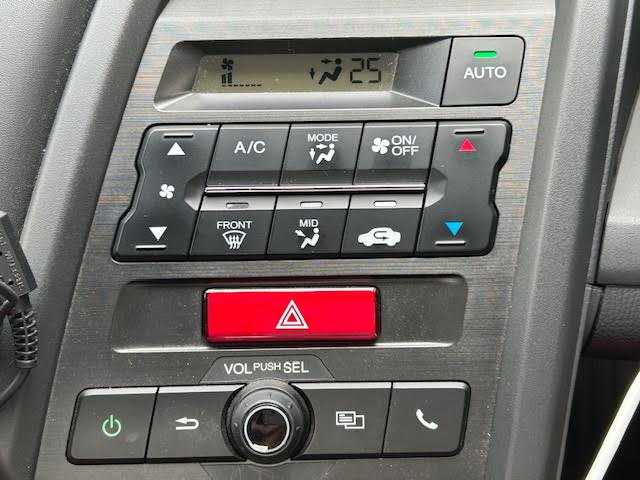 ホンダ Ｓ６６０ α 東京都 2015(平27)年 4.2万km カーニバルイエローⅡ ワンオーナー/社外ナビTV/バックカメラ/Bluetooth AMFM/レザーシート/クルーズコントロール/パドルシフト/オートエアコン(AAC)/SRSエアバッグ/スマートキー/ABS/ETC/スペアキー×1/保証書＆取扱説明書