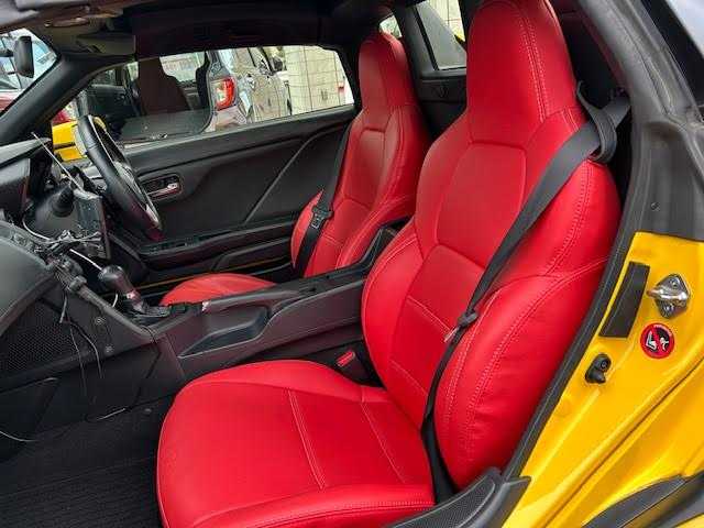 ホンダ Ｓ６６０ α 東京都 2015(平27)年 4.2万km カーニバルイエローⅡ ワンオーナー/社外ナビTV/バックカメラ/Bluetooth AMFM/レザーシート/クルーズコントロール/パドルシフト/オートエアコン(AAC)/SRSエアバッグ/スマートキー/ABS/ETC/スペアキー×1/保証書＆取扱説明書