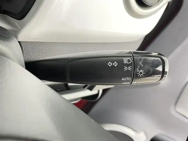 スズキ ハスラー X 千葉県 2015(平27)年 7.8万km フェニックスレッドパール/ブルーイッシュブラックパール ワンオーナー/スズキレーダーブレーキサポート/社外メモリナビ/・型番：MDV-L401/・CD/DVD/USB/ワンセグTV/・ビルトインETC/革巻きステアリング/D席シートヒーター/純正ゴムフロアマット/純正ドアバイザー/純正15インチAW/オートライト/・LEDヘッドライト/・フォグランプ/プッシュスタート/・スマートキー