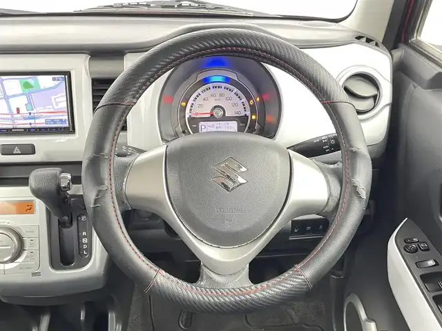 スズキ ハスラー X 千葉県 2015(平27)年 7.8万km フェニックスレッドパール/ブルーイッシュブラックパール ワンオーナー/スズキレーダーブレーキサポート/社外メモリナビ/・型番：MDV-L401/・CD/DVD/USB/ワンセグTV/・ビルトインETC/革巻きステアリング/D席シートヒーター/純正ゴムフロアマット/純正ドアバイザー/純正15インチAW/オートライト/・LEDヘッドライト/・フォグランプ/プッシュスタート/・スマートキー