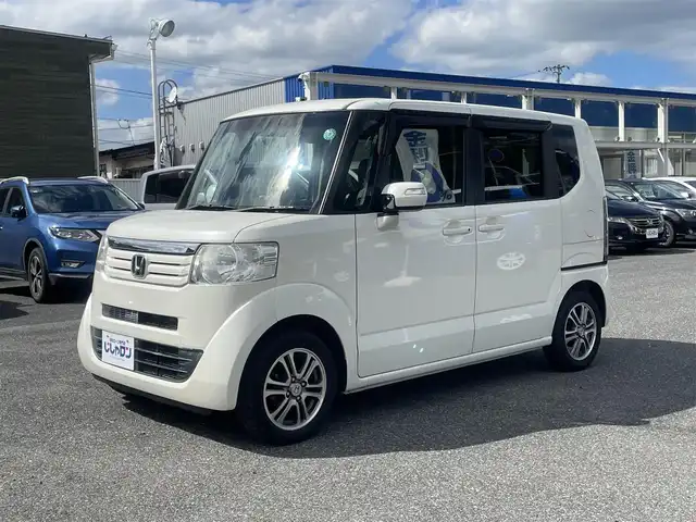 ホンダ Ｎ ＢＯＸ G SSパッケージ 山形県 2014(平26)年 6.4万km プレミアムホワイトパール (株)IDOMが運営する【じしゃロン山形店】の自社ローン専用車両になります。/こちらは現金またはオートローンご利用時の価格です。/自社ローンご希望の方は別途その旨お申付け下さい。/Gathersナビ/【1SEG/Bluetooth/DVD/CD/FM/AM】/両側パワースライドドア/ETC/バックカメラ/ステアリングスイッチ/ウィンカーミラー/ライトレベライザー/プッシュスタート/スマートキー/USB