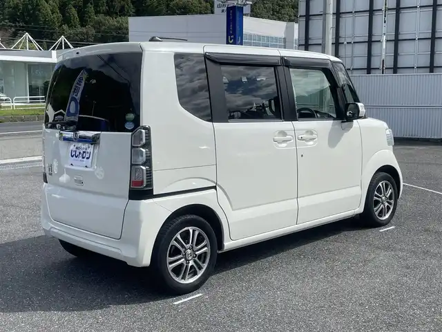 ホンダ Ｎ ＢＯＸ G SSパッケージ 山形県 2014(平26)年 6.4万km プレミアムホワイトパール (株)IDOMが運営する【じしゃロン山形店】の自社ローン専用車両になります。/こちらは現金またはオートローンご利用時の価格です。/自社ローンご希望の方は別途その旨お申付け下さい。/Gathersナビ/【1SEG/Bluetooth/DVD/CD/FM/AM】/両側パワースライドドア/ETC/バックカメラ/ステアリングスイッチ/ウィンカーミラー/ライトレベライザー/プッシュスタート/スマートキー/USB