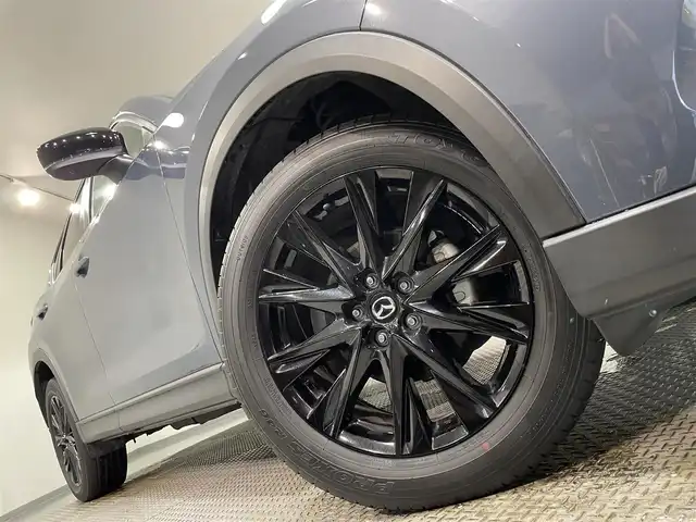 マツダ ＣＸ－５ XD ブラックトーンエディション 愛知県 2022(令4)年 4.9万km ポリメタルグレーM 純正１０．２５インチナビ/３６０°ビュー・モニター/衝突軽減ブレーキ/レーダークルーズコントロール/ブラインドスポットモニター/車線逸脱警報/クリアランスソナー/パワーバックドア/電動パーキングブレーキ/ブレーキホールド/パドルシフト/ワイヤレス充電/パワーシート【シートメモリー機能付】/ハンドルヒーター/シートヒーター/ハーフレザー/ドライブレコーダー/ETC/アクセサリーソケット/USB入力端子/ISOFIX/アイドリングストップ/純正フロアマット/純正19インチアルミホイール