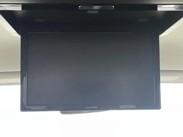 トヨタ エスクァイア ハイブリッド Gi 岡山県 2015(平27)年 7万km ホワイトパールクリスタルシャイン 社外9インチナビ(X900)/(Bluetooth/CD/DVD/フルセグTV)/社外10.1インチ後席モニター(TMX-RM300S)/両側電動スライドドア/合皮シート/シートヒーター(運転席・助手席)/バックカメラ/置くだけ充電/ドアバイザー/クルーズコントロール/純正LEDヘッドライト/オートライト/スマートキー(1本)/純正フロアマット/純正アルミホイール/ビルトインETC/アイドリングストップ