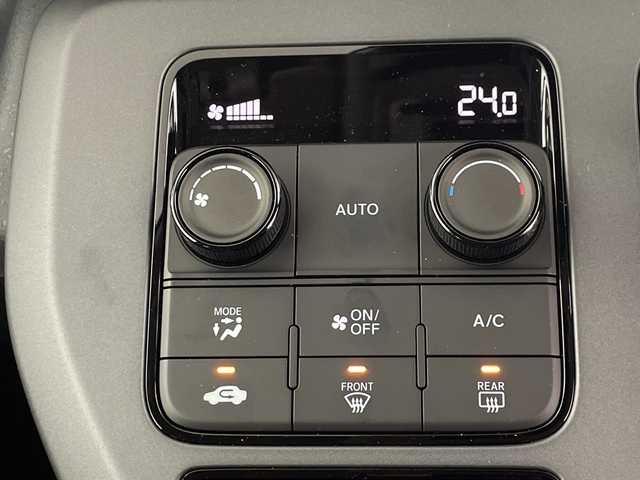 ホンダ フリード クロスター 埼玉県 2024(令6)年 0.1万km メテオロイドグレーメタリック 純正ナビ/　（TV/BT/FM/AM/USB)　/バックカメラ/ブラインドスポットモニター/ホンダセンシング　/両側電動スライドドア　/前席シートヒーター　/ルーフレール　/コーナーセンサー　　/純正アルミホイール/LEDヘッドライト/フォグランプ/革巻きハンドル/純正フロアマット/ECON