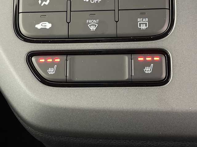 ホンダ フリード クロスター 埼玉県 2024(令6)年 0.1万km メテオロイドグレーメタリック 純正ナビ/　（TV/BT/FM/AM/USB)　/バックカメラ/ブラインドスポットモニター/ホンダセンシング　/両側電動スライドドア　/前席シートヒーター　/ルーフレール　/コーナーセンサー　　/純正アルミホイール/LEDヘッドライト/フォグランプ/革巻きハンドル/純正フロアマット/ECON