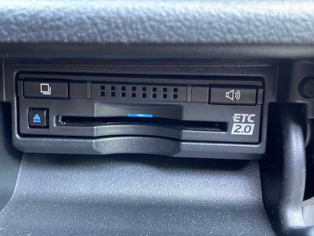 トヨタ クラウン ハイブリッド アスリートS 栃木県 2015(平27)年 6.8万km シルバーM 純正SDナビ/・Bluetooth CD DVD/・TV フルセグ/・バックカメラ/追従式クルーズコントロール/ETC2.0/ドライブレコーダー/前席パワーシート/純正17インチアルミホイール/コーナーセンサー/LEDヘッドライト/オートライト