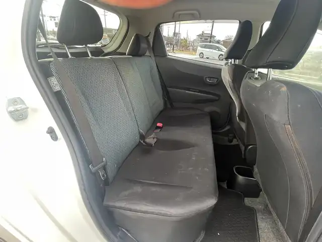 トヨタ ヴィッツ RS 神奈川県 2011(平23)年 11.9万km ホワイトパールクリスタルシャイン パドルシフト/モデリスタエアロ（モデリスタバージョン for RS）/社外ＡＷ１５インチ/純正ナビ（NSZT-W60）/CD/DVD/FM/AM/BT/ワンセグTV/SD/AUX/バックカメラ/ＡＡＣ/ＥＴＣ/キセノンヘッドライト/フォグランプ/オートライト