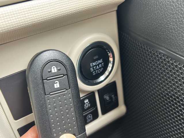 ダイハツ ムーヴ キャンバス X SA Ⅱ 千葉県 2017(平29)年 9.1万km スムースグレーマイカメタリック/プラムブラウンクリスタルマイカ 2トーン ワンオーナー/純正メモリナビ（NMZK-W67D）/BlueTooth接続/TV/CD/DVD/FM/AM/スマートアシストII/・衝突回避支援ブレーキ/・誤発進抑制制御機能/・車線逸脱警報/・先行者発進お知らせ機能/バックカメラ/ドライブレコーダー/アイドリングストップ/ステアリングスイッチ/プッシュスタート/スマートキー/スペアキー/オートライト/純正フロアマット/取扱説明書/保証書