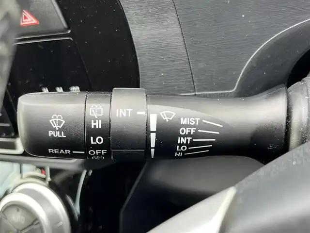 トヨタ アクア G 奈良県 2015(平27)年 2.8万km ダークバイオレットマイカメタリック 純正ナビ（NSZT-W64）/（フルセグ/BT/CD/DVD）/レーダークルーズコントロール/バックカメラ/前席シートヒーター/オートライト/電動格納ミラー/LEDヘッドライト/ETC/純正15インチAW/保証書/取り扱説明書/スペアキーX1