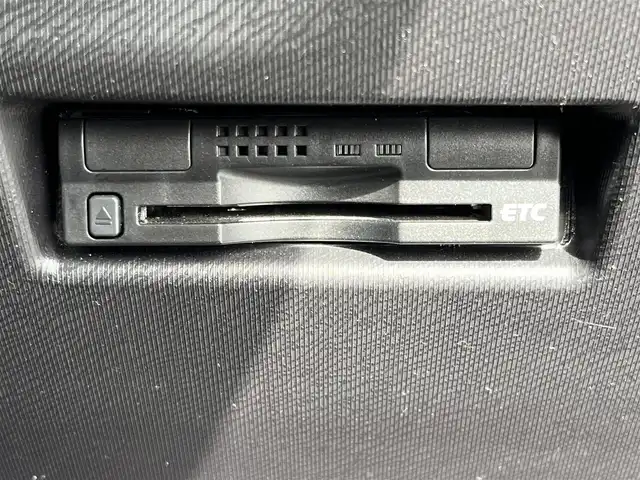 トヨタ アクア G 奈良県 2015(平27)年 2.8万km ダークバイオレットマイカメタリック 純正ナビ（NSZT-W64）/（フルセグ/BT/CD/DVD）/レーダークルーズコントロール/バックカメラ/前席シートヒーター/オートライト/電動格納ミラー/LEDヘッドライト/ETC/純正15インチAW/保証書/取り扱説明書/スペアキーX1