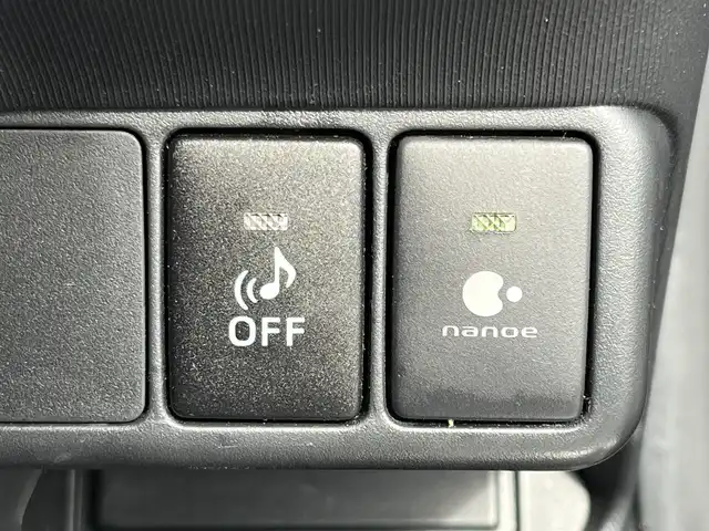 トヨタ アクア G 奈良県 2015(平27)年 2.8万km ダークバイオレットマイカメタリック 純正ナビ（NSZT-W64）/（フルセグ/BT/CD/DVD）/レーダークルーズコントロール/バックカメラ/前席シートヒーター/オートライト/電動格納ミラー/LEDヘッドライト/ETC/純正15インチAW/保証書/取り扱説明書/スペアキーX1