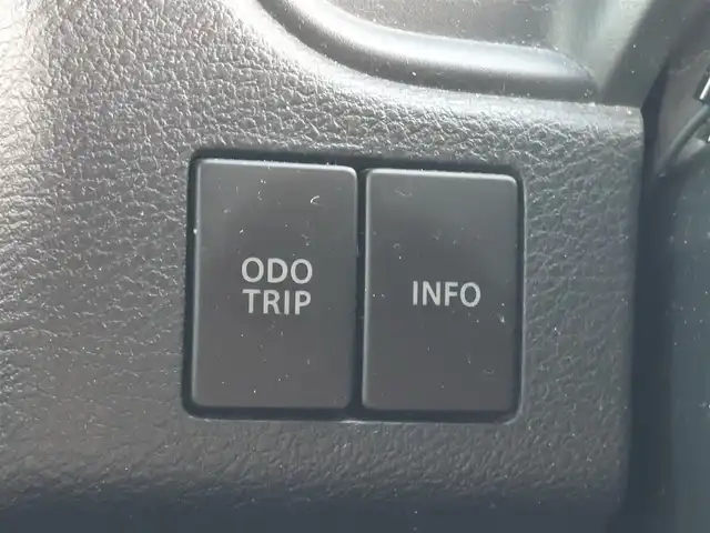 スズキ ソリオ バンディット HV MV 東京都 2019(平31)年 7.9万km スーパーブラックパール 純正ナビ/　・フルセグTV/　・Bluetooth接続/　・CD/DVD再生/　・SDミュージックサーバー/　・AM/FMラジオ/バックカメラ/ETC/ドライブレコーダー/被害軽減ブレーキ/両側パワースライドドア/クルーズコントロール/パドルシフト/純正フロアマット/LEDヘッドライト/プッシュスタート/スマートキー