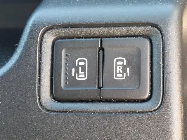 スズキ ソリオ バンディット HV MV 東京都 2019(平31)年 7.9万km スーパーブラックパール 純正ナビ/　・フルセグTV/　・Bluetooth接続/　・CD/DVD再生/　・SDミュージックサーバー/　・AM/FMラジオ/バックカメラ/ETC/ドライブレコーダー/被害軽減ブレーキ/両側パワースライドドア/クルーズコントロール/パドルシフト/純正フロアマット/LEDヘッドライト/プッシュスタート/スマートキー