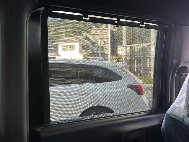 ホンダ Ｎ ＢＯＸ カスタム 広島県 2025(令7)年 0.1万km クリスタルブラックパール Honda SENSING/●衝突軽減ブレーキ（CMBS）/●先行車発進お知らせ機能/●歩行者事故低減ステアリング/●路外逸脱抑制機能/●標識認識機能/●渋滞追従機能付アダプティブクルーズコントロール（ACC）/●車線維持支援システム（LKAS）/●誤発進抑制機能/●後方誤発進抑制機能/●近距離衝突軽減ブレーキ/●急アクセル抑制機能/●パーキングセンサーシステム/●オートハイビーム/ダイレクトプロジェクション式フルLEDヘッドライト/シーケンシャルターンランプ/片側パワースライドドア/ナビ装着用スペシャルパッケージ/シートヒーター（D/N）/フロントシートアームレスト（運転席）/オートリトラミラー/スマートキー/プッシュスタート/ロールサンシェード/フルエアコン/W+サイド+カーテンエアバッグ/電子制御パーキングブレーキ/オートブレーキホールド機能/360°スーパーUV・IRカット パッケージ/エマージェンシーストップシグナル/トリコットシート（ブラック）/14インチアルミホイール（シャークグレー塗装＋切削）