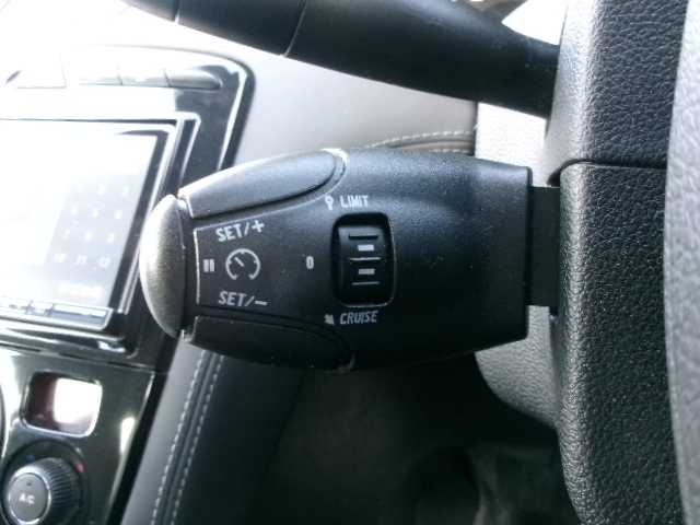 プジョー ＲＣＺ 岡山県 2012(平24)年 7.7万km シルバー ワンオーナー/社外SDナビ/フルセグテレビ/Bluetooth/DVD再生可能/ブラックレザーシート/前席シートヒーター/前席パワーシート/シートメモリー/可変リアスポイラー/クルーズコントロール/オートライト/オートワイパー/ソナーセンサー/キセノンヘッドライト/純正18AW/純正フロアマット/ETC