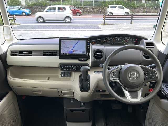 ホンダ Ｎ ＢＯＸ G L ホンダセンシング 沖縄県 2017(平29)年 0.9万km モーニングミストブルーM 純正8型ナビ/（ＡＭ／ＦＭ／ＣＤ／ＤＶＤ／ＢＴ）/フルセグＴＶ/バックモニター/両側パワスラ/クルーズコントロール/ホンダセンシング/ドラレコ/ＥＴＣ/純正フロアマット/スマートキー/ドライブレコーダー/LEDヘッドライト/ETC/スマートキー