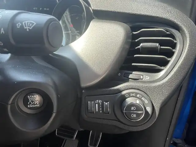 フィアット ５００Ｘ スポーツ 愛知県 2020(令2)年 5.4万km 青Ｍ ワンオーナー　/レーダークルーズコントロール　/パドルシフト　/バックカメラ　/ETC /シートヒーター　/プッシュスタート　