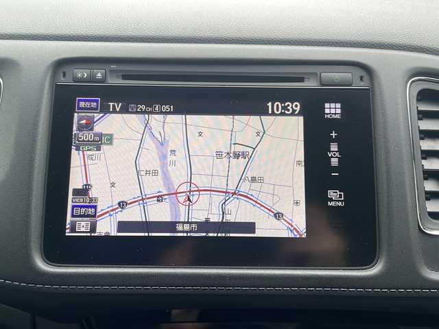 ホンダ ヴェゼル ハイブリッド Z 福島県 2014(平26)年 8.2万km ホワイトオーキッドパール 純正ナビゲーション/・フルセグTV/BT/CD/DVD/USB/HDMI/iPod/FM/AM/・バックカメラ/・前後ドライブレコーダー/・ビルトインETC/ハーフレザーシート/・シートヒーター/革張りステアリング/・ステアリングリモコン/・パドルシフト/クルーズコントロール/電子パーキング/・オートブレーキホールド/横滑り防止装置/プッシュスタート/・スマートキー/電動格納ミラー/・ウィンカーミラー/LEDヘッドライト/・オートライト/・フォグランプ/純正フロアマット/ドアバイザー/ルーフレール