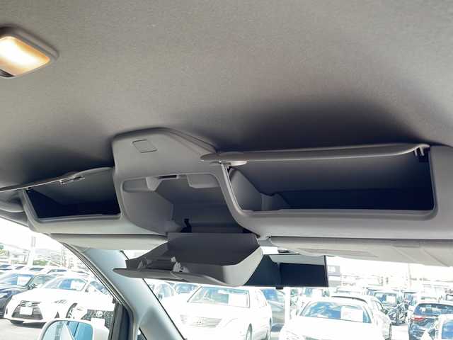 トヨタ ノア S 徳島県 2004(平16)年 2.3万km ホワイトパールマイカ 社外ナビ　AVIC-RW712/（DISC/SD/フルセグ/BT/）/バックカメラ/前方ドライブレコーダー　ZDR035/純正15インチアルミホイール/両側電動スライドドア/ハーフレザーシート/純正フロアマット/キセノンヘッドライト/リモコンキー/スペアキー/フェンダーポール/盗難防止装置/ダブルエアバック/新車時保証書