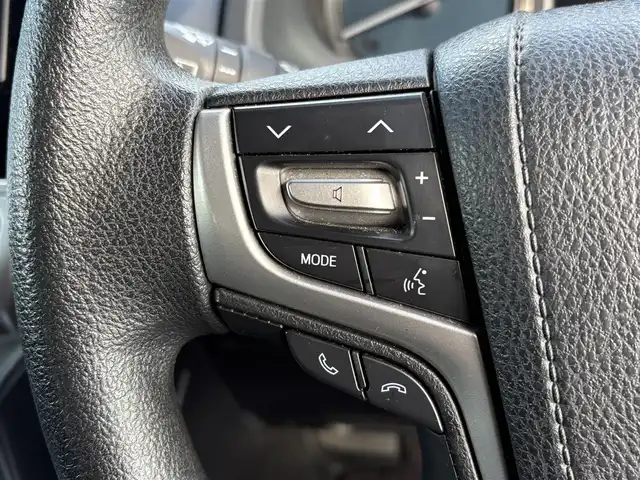 トヨタ ランドクルーザー プラド TX 大分県 2021(令3)年 3.7万km ブラック ・純正ナビ(CD/DVD/SD/BT)/・バックカメラ/・フルセグテレビ/・モデリスタ/・プリクラッシュセーフティ/・レーンキープアシスト/・レーダークルーズコントロール/・テレビキャンセラー/・MTモード付きAT/・ドライブレコーダー/・ETC/・オートハイビーム/・スマートキー/・オートライト/・純正アルミホイール