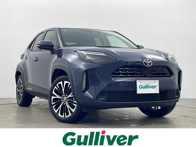 トヨタ ヤリスクロス ハイブリッド Z 秋田県 2024(令6)年 1万km マッシブグレー 4WD/セーフティセンス　/純正メモリナビ　/　　BT/フルセグTV/パノラミックビューモニター　/レーダークルーズコントロール　/LEDオートライト　/オートマチックハイビーム　/ハーフレザーシート　/前席シートヒーター　/純正18インチアルミホイール　/ステアリングヒーター/ステアリングスイッチ/ダウンヒルアシストコントロール/nanoeエアコン/スマートキー/ビルトインETC2.0